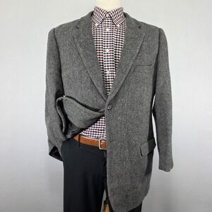 TravelSmith Men's Sport Coat Blazer Two Button Gray Herringbone Tweed Wool 44L‎